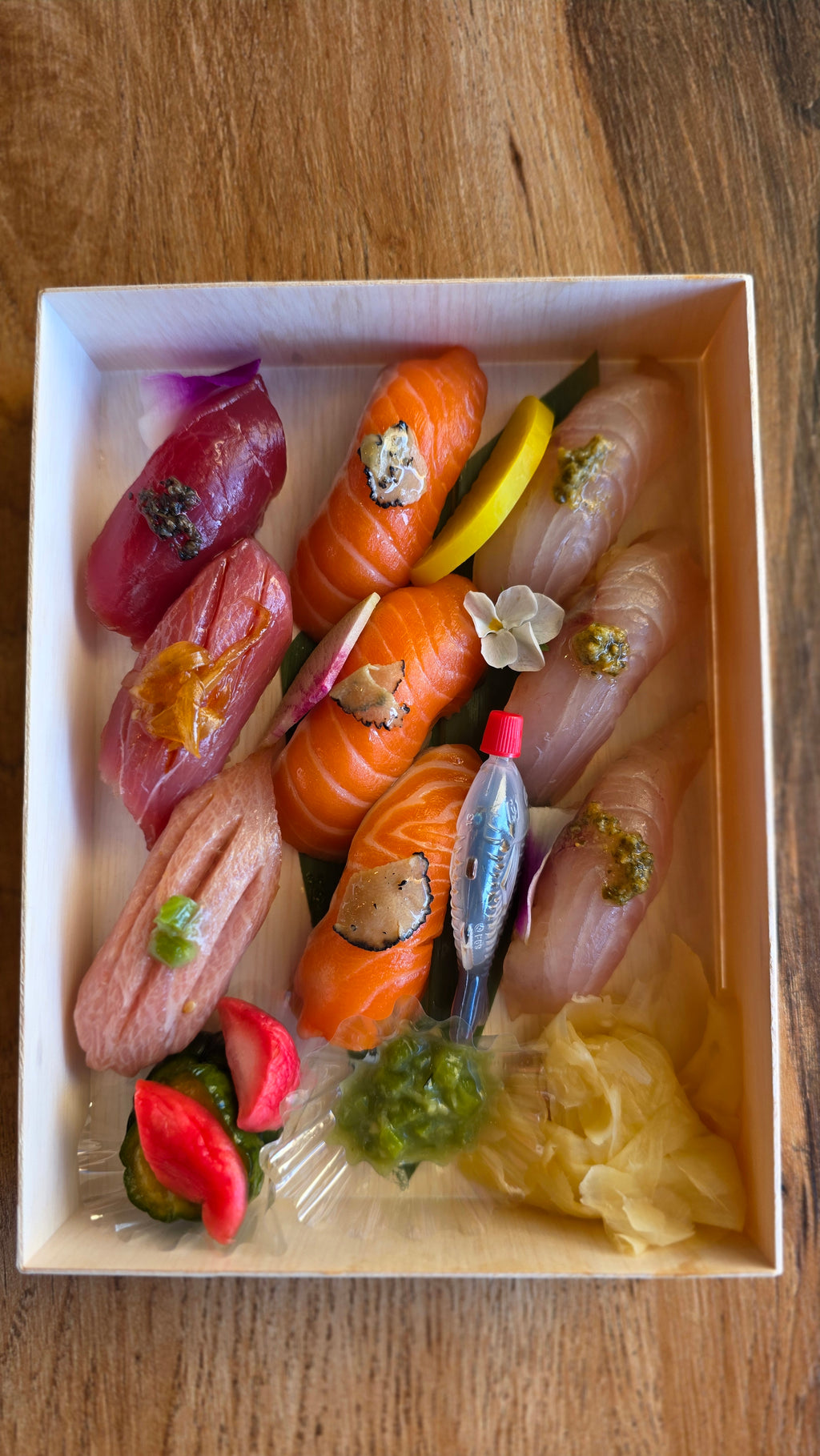 Omakase Combo Box #3 (Bluefin, King Salmon, Japanese Snapper)